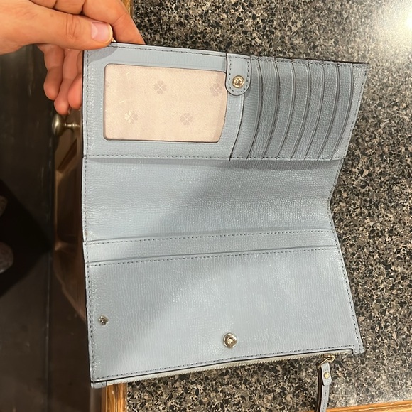 Kate spade wallet - Picture 2 of 3